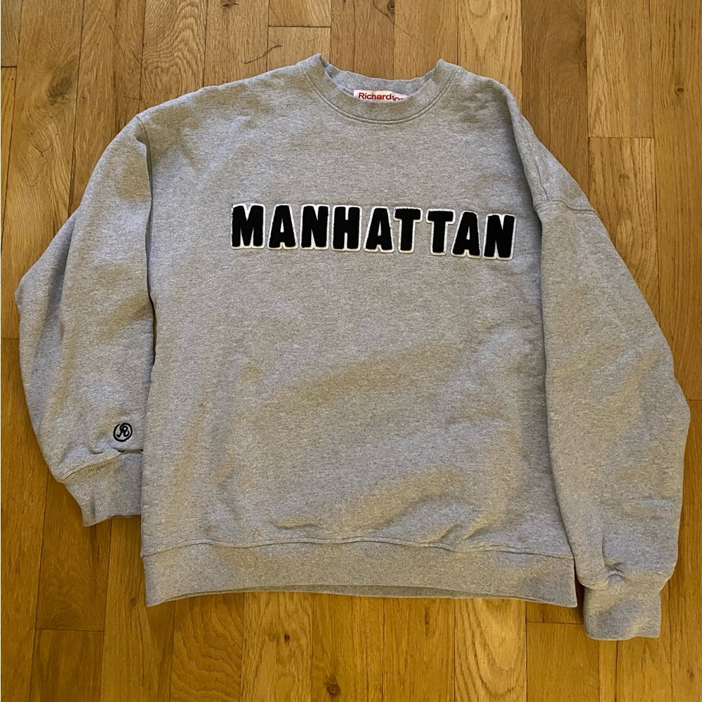 Grey Richardson sweatshirt, Manhattan.